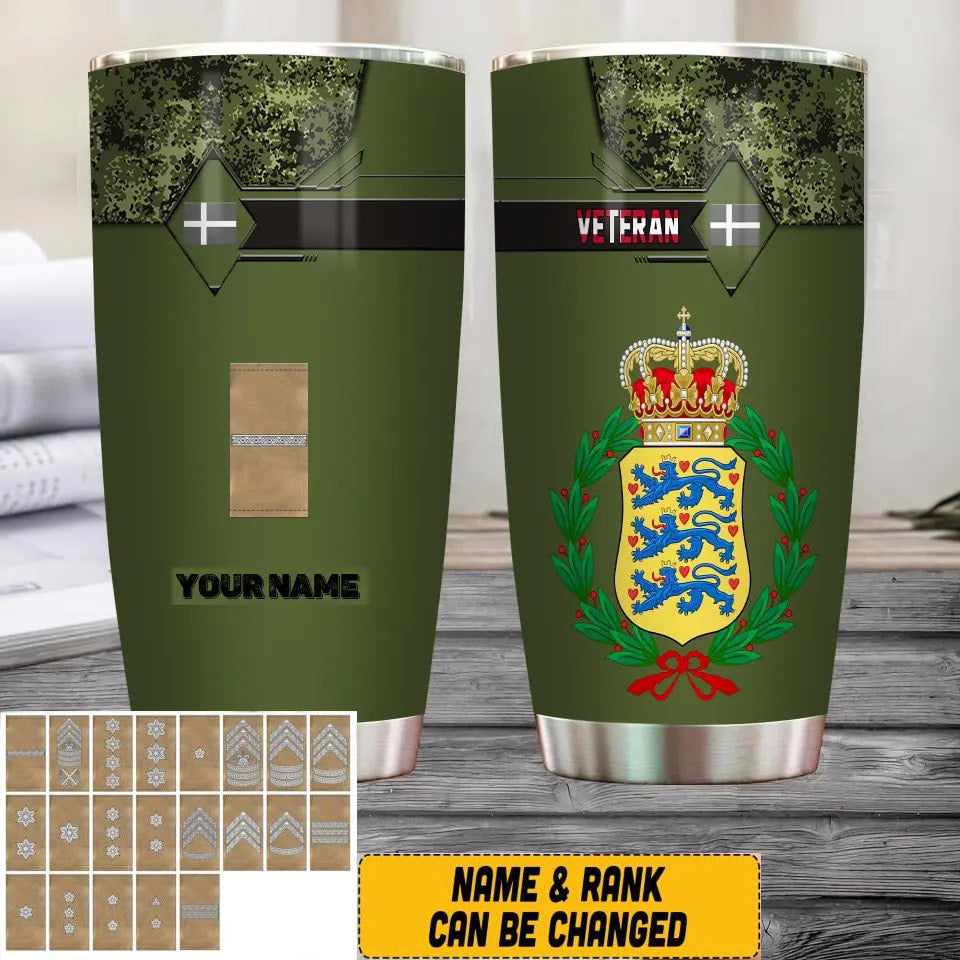 Personalisierter dänischer Veteran/Soldat mit Rang und Namen, Camouflage-Becher, komplett bedruckt – 3004230001