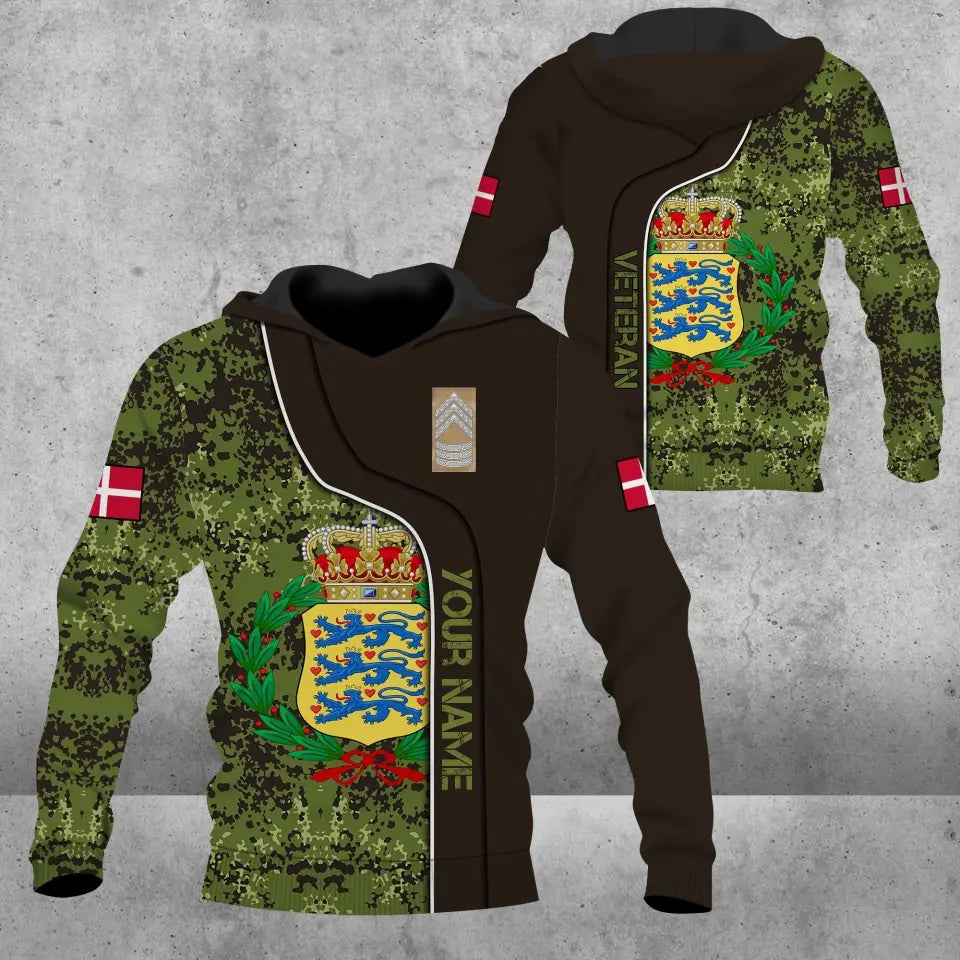 Personalisierter Kapuzenpullover mit Camouflage-Muster für dänische Soldaten/Veteranen mit Namen und Rang – 16941312
