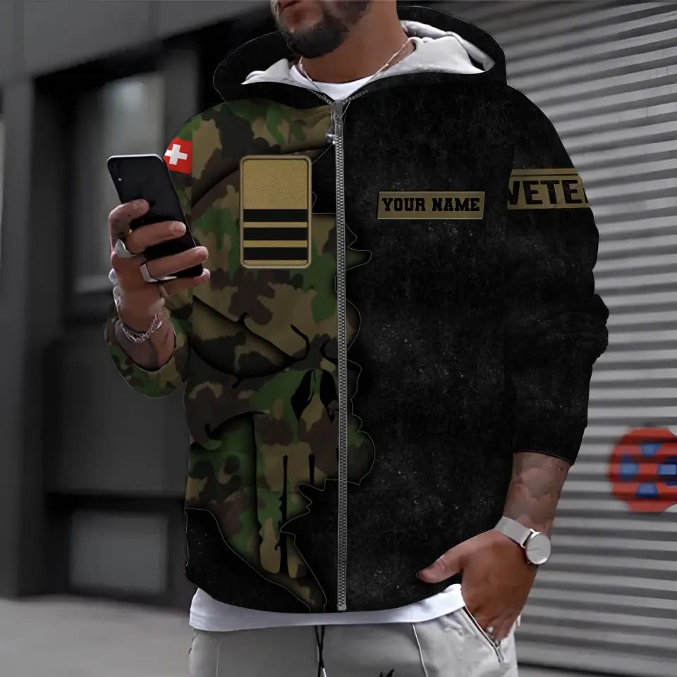 Personalisierter Kapuzenpullover mit Schweizer Soldaten-/Veteranen-Tarnmuster und Namen und Rang - 1699574401