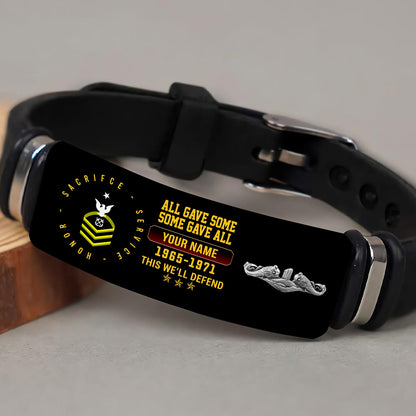 Navy Badge - Personalized US Soldier/ Veteran With Rank, Name And Year Bracelet - 17453664