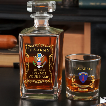 Army Division - Personalized US Soldier/ Veteran Rank, Year And Name - Whiskey Decanter Set - 17754084