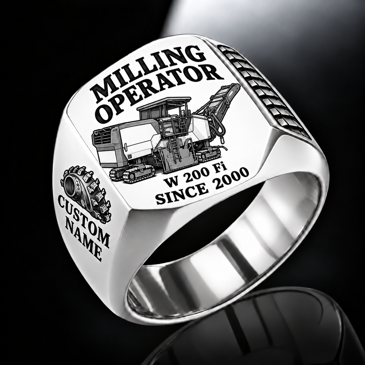 Silver personalized W 200 Fi cold planer operator signet ring with flat machine artwork and MILLING OPERATOR, W 200 Fi, CUSTOM NAME and SINCE 2000 engraving.
