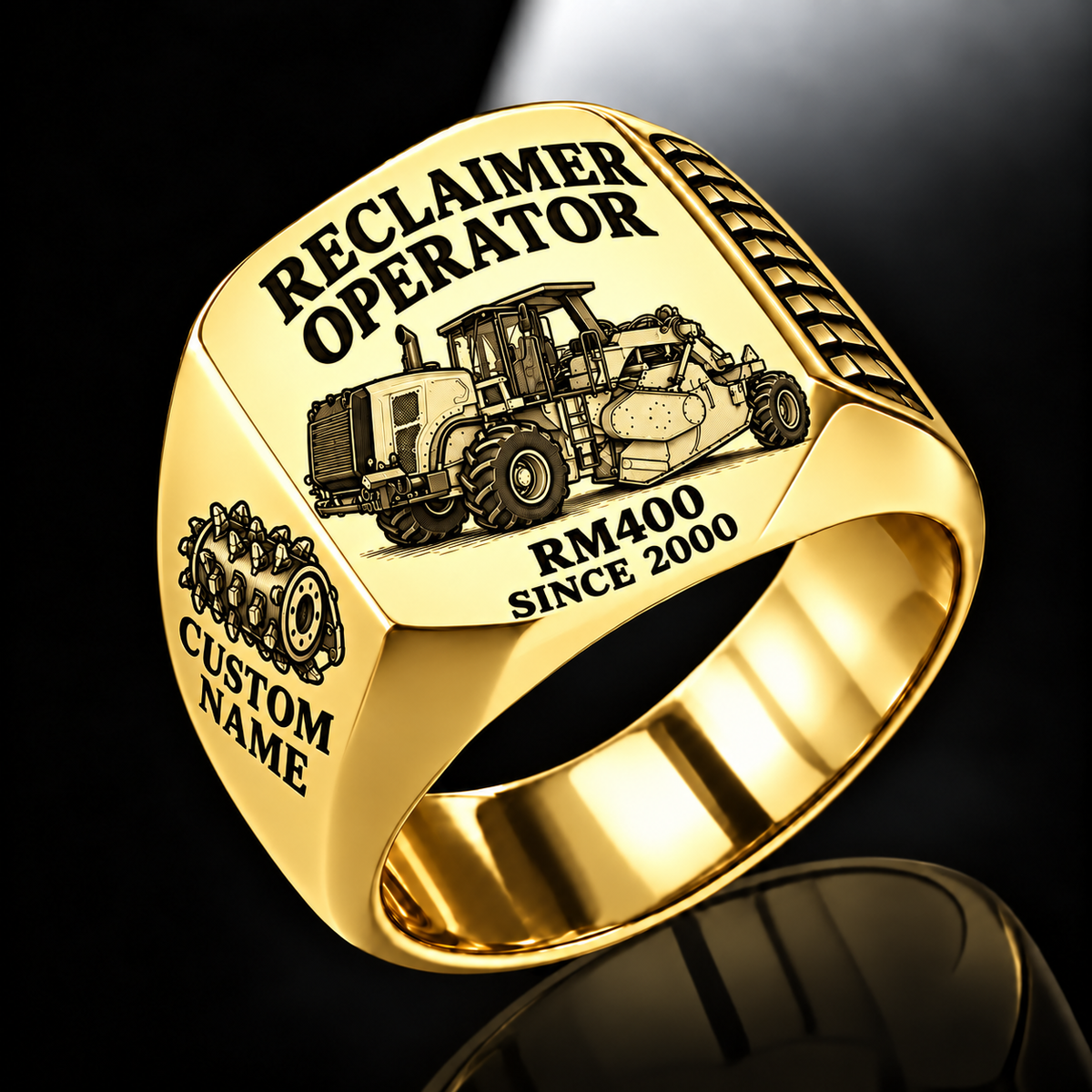 Gold personalized RM400 road reclaimer operator signet ring with flat machine artwork and RECLAIMER OPERATOR, RM400, CUSTOM NAME and SINCE 2000 engraving.