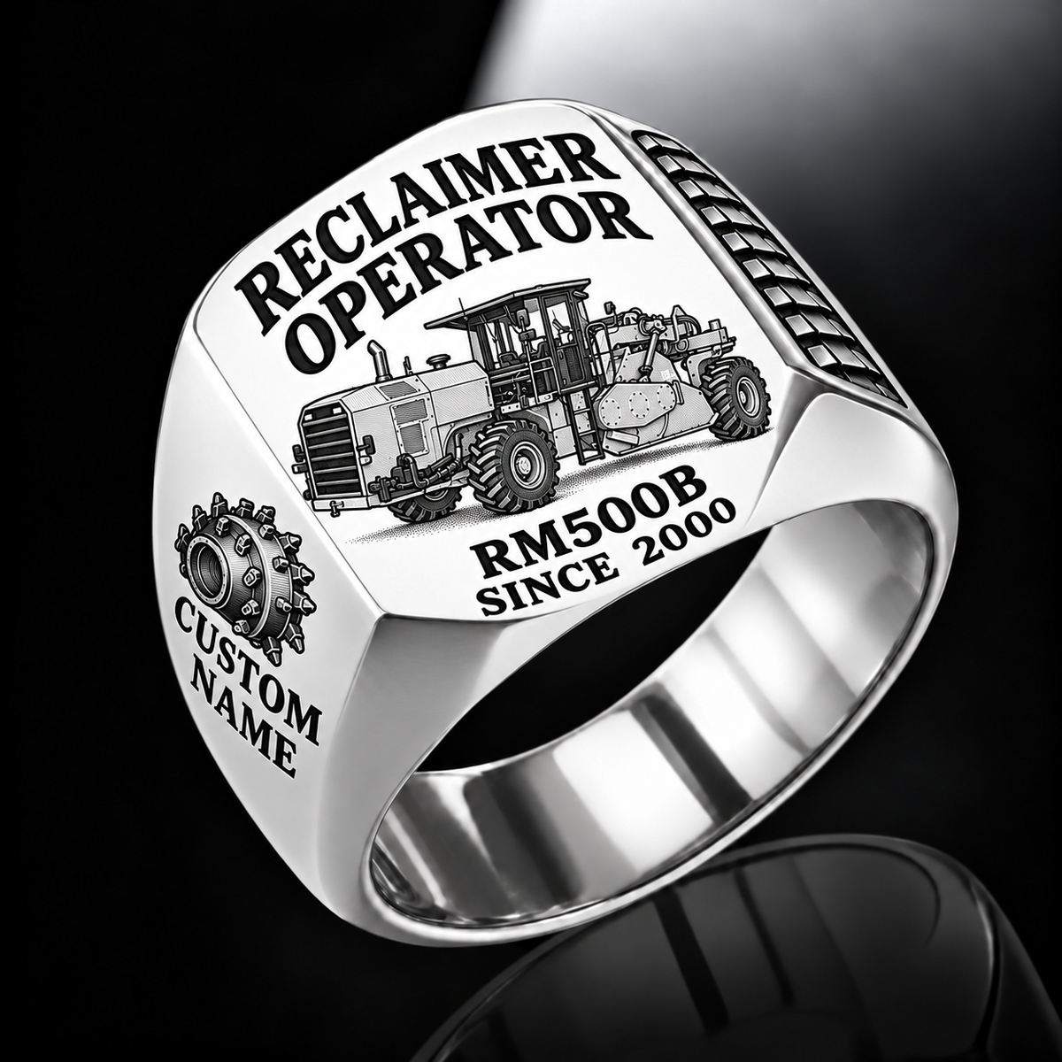 Silver personalized RM500B road reclaimer operator signet ring with flat machine artwork and RECLAIMER OPERATOR, RM500B, CUSTOM NAME and SINCE 2000 engraving.