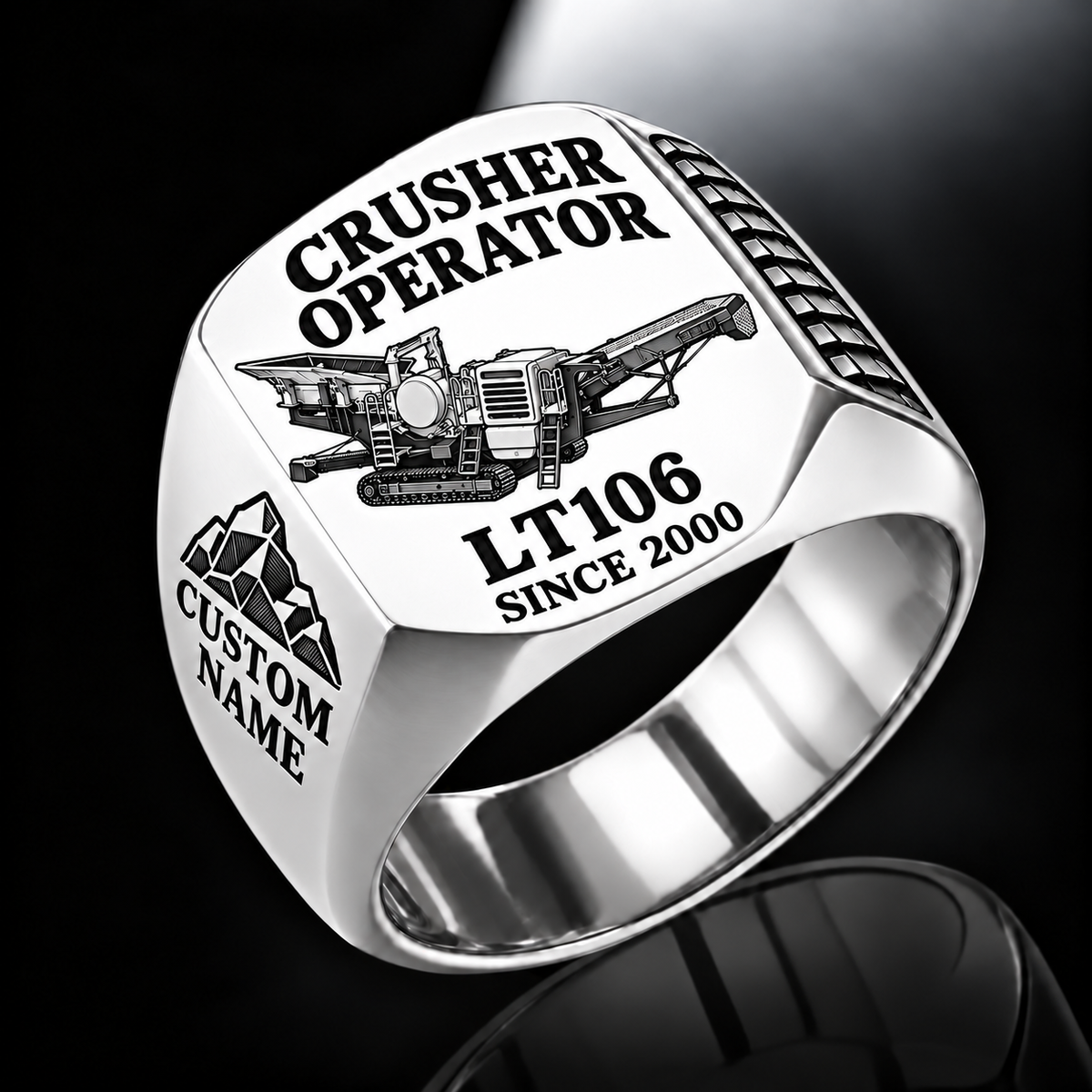 LT106 Jaw Crusher Operator Ring in Silver finish, flat machine engraving, CUSTOM NAME and SINCE 2000 sample text.