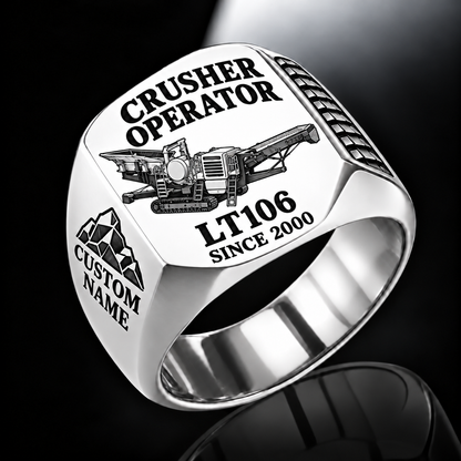 LT106 Jaw Crusher Operator Ring in Silver finish, flat machine engraving, CUSTOM NAME and SINCE 2000 sample text.