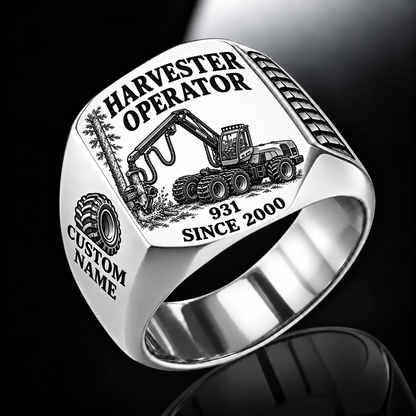 Komatsu 931 Harvester Operator signet ring in silver, with standing-tree harvesting-head engraving, CUSTOM NAME and SINCE 2000