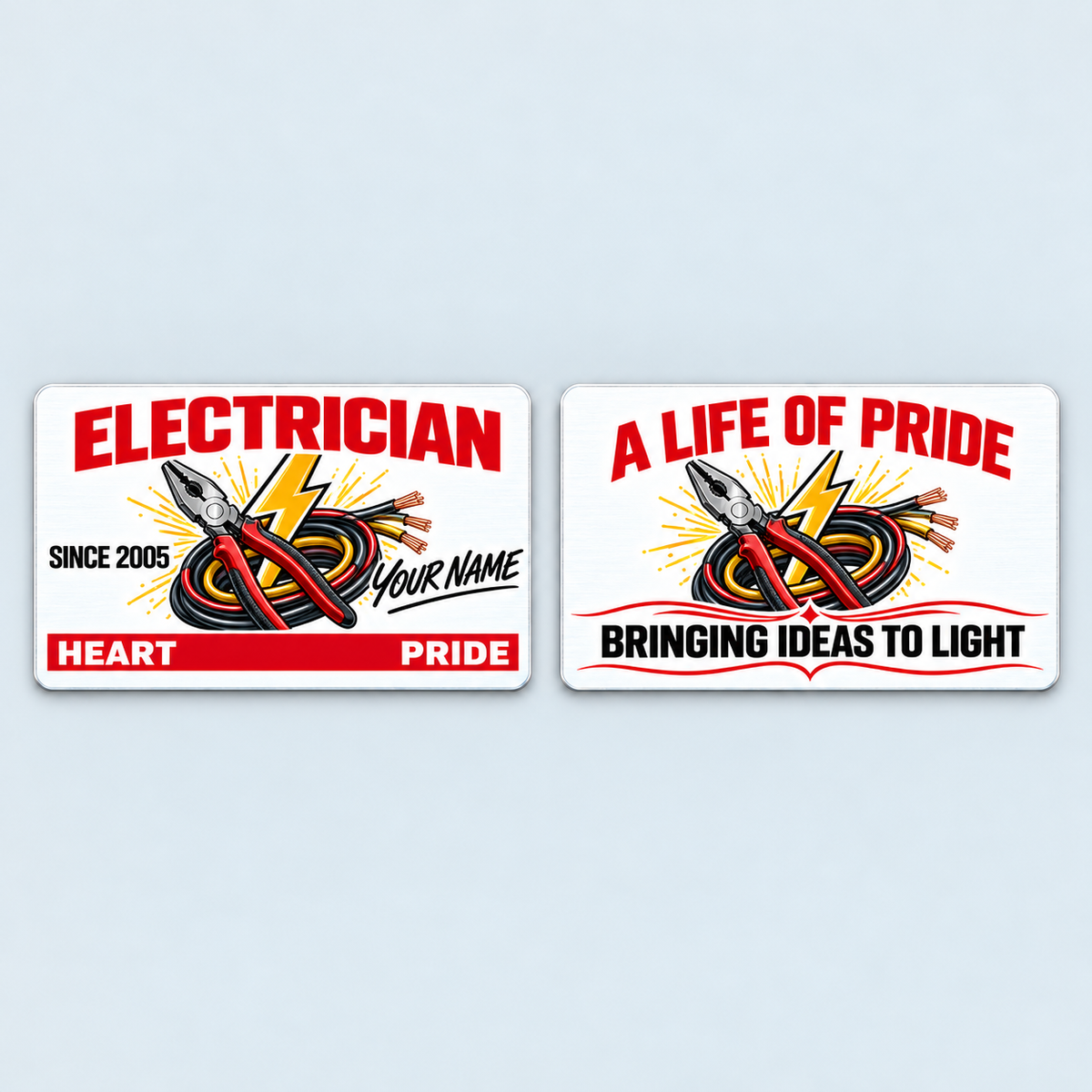 Front and reverse of the Electrician Signature Classic aluminum wallet card