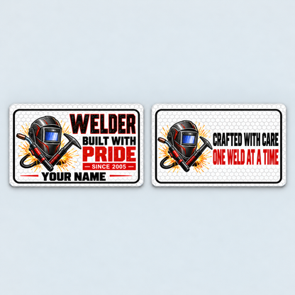 Front and reverse of the Welder Honeycomb Pride aluminum wallet card