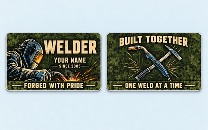 Front and reverse views of the Welder Rugged Field two-sided aluminum wallet card